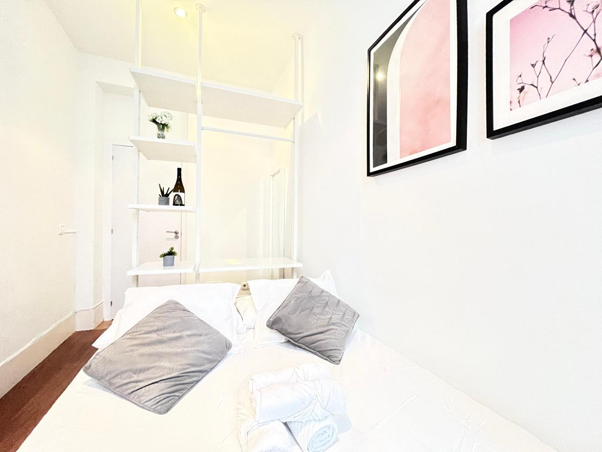 Apartamento entero chueca Madrid Exterior foto