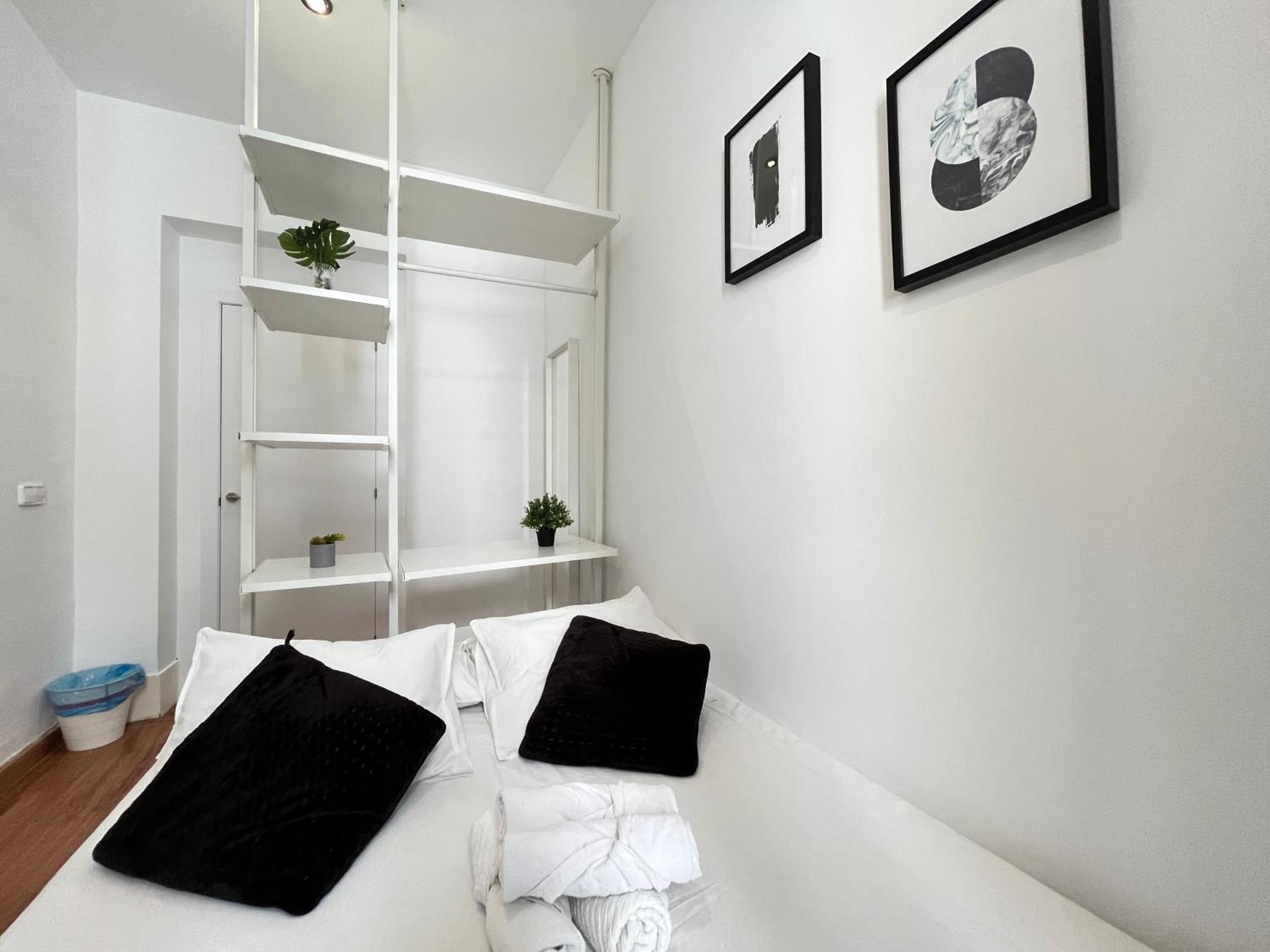 Apartamento entero chueca Madrid Exterior foto